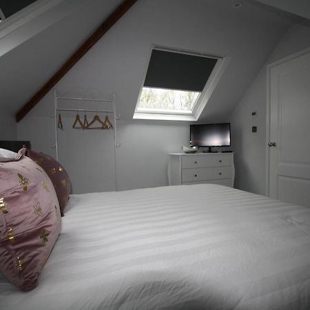 Ryefield Cottage - Luxurious Self-Catered Holiday Cottage With A Log Burner Chichester Exteriör bild